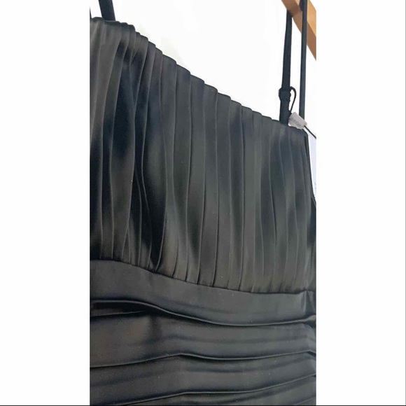 NWOT Calvin Klein black pleated satin cocktal dress - Picture 3 of 4